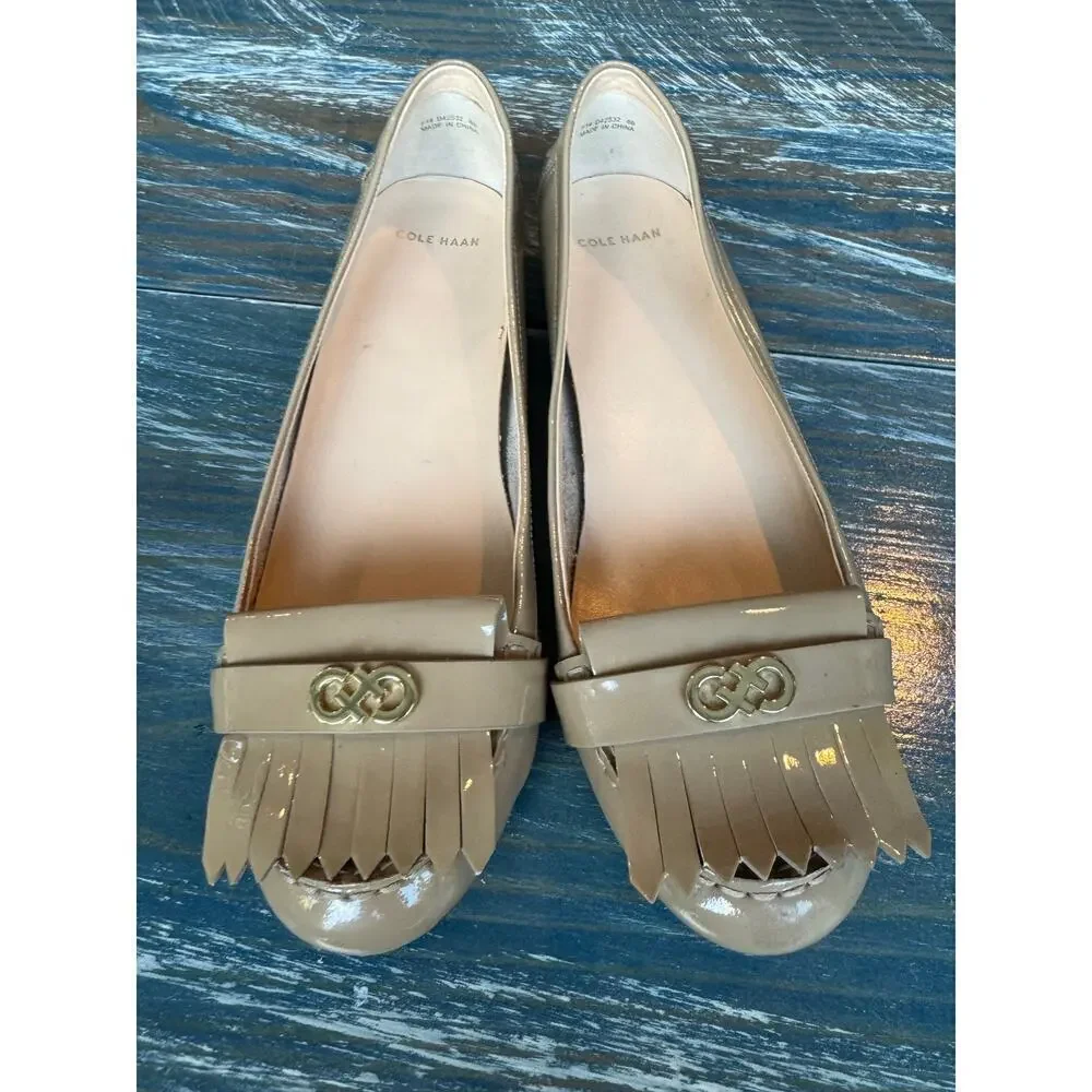 NWOT - COLE HAAN Cameo Loafer II, Patent leather shoes, women's size 8,